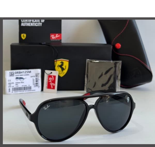 Anteojos Ray-Ban Cats Ferrari (Negro / Verde) — foto 1 de 1